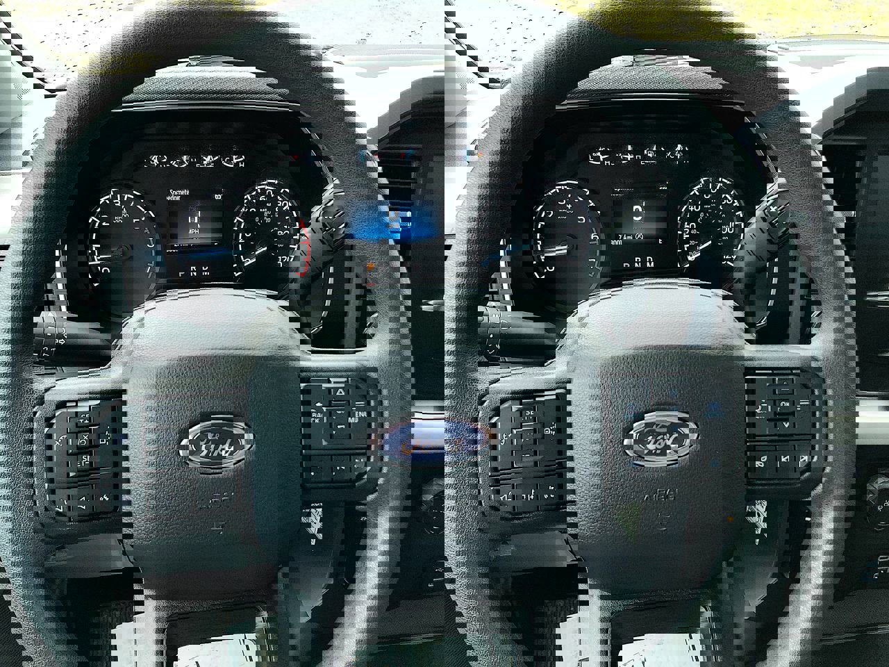 Used 2023 Ford F150 XLT w/ Trailer Tow Package image 15