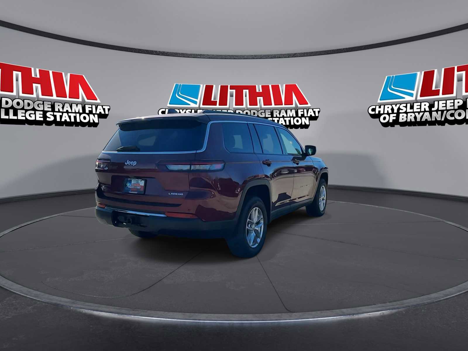 Used 2025 Jeep Grand Cherokee L Laredo w/ Luxury Tech Group I AWD/4WD image 7