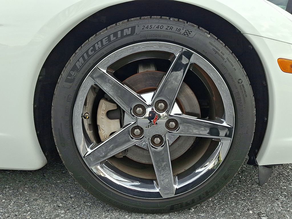 Used 2007 Chevrolet Corvette Convertible w/ Preferred Equipment Group image 6