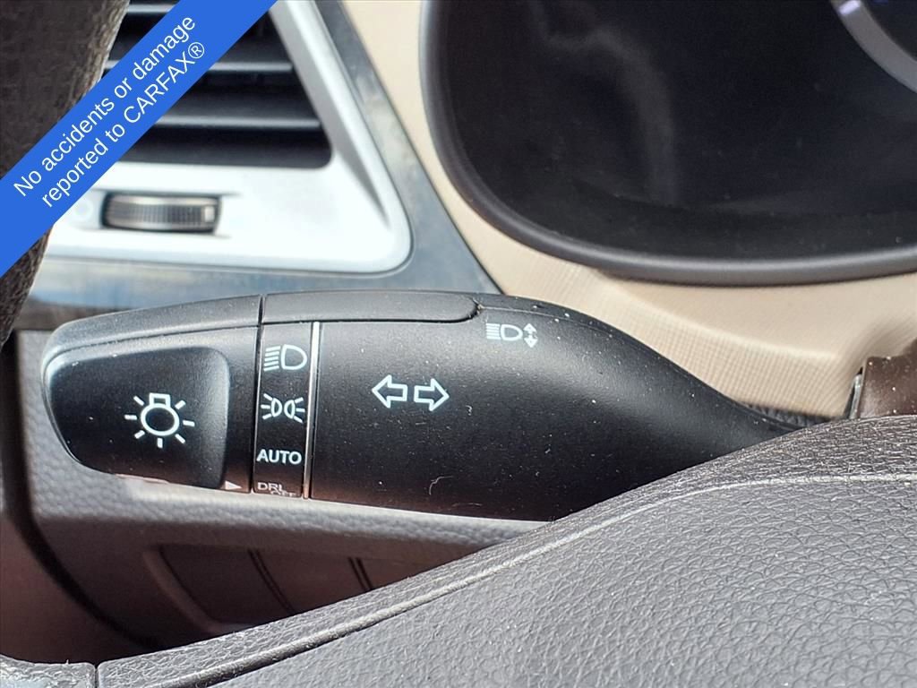 Used 2017 Hyundai Santa Fe Sport w/ Cargo Package image 22