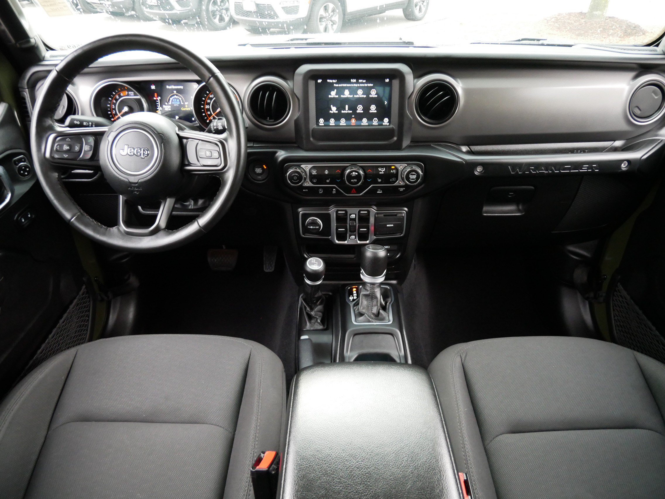Used 2023 Jeep Wrangler Unlimited Sport AWD/4WD image 10