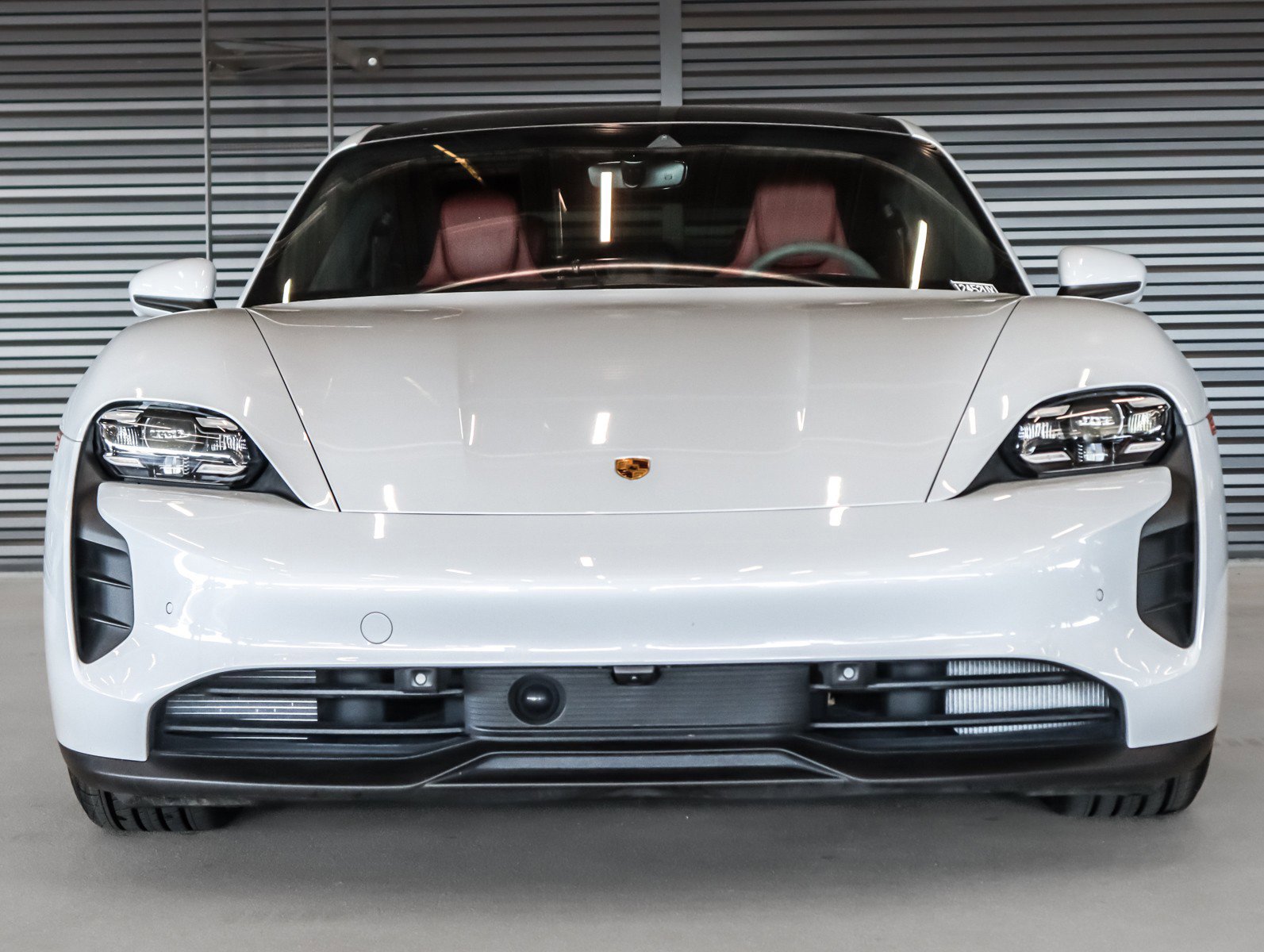 Used 2024 Porsche Taycan GTS image 8