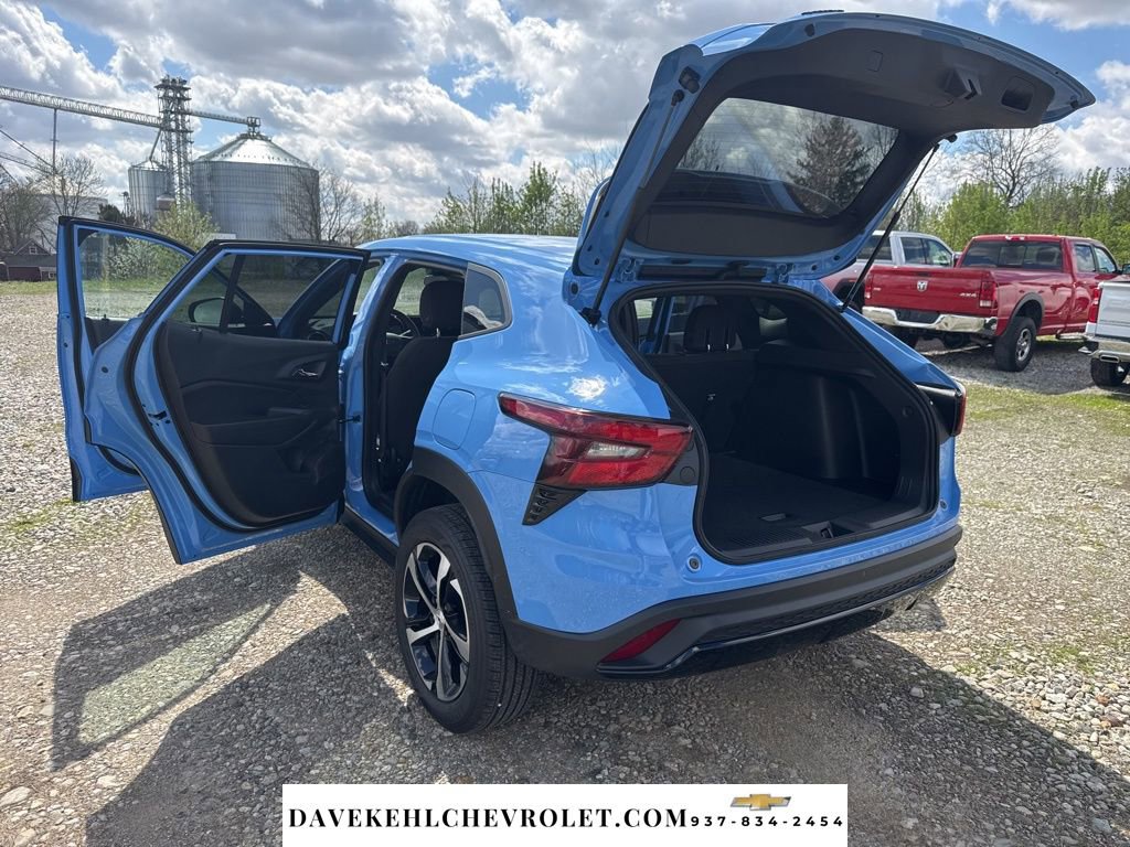 Used 2024 Chevrolet Trax RS w/ Driver Confidence Package image 29