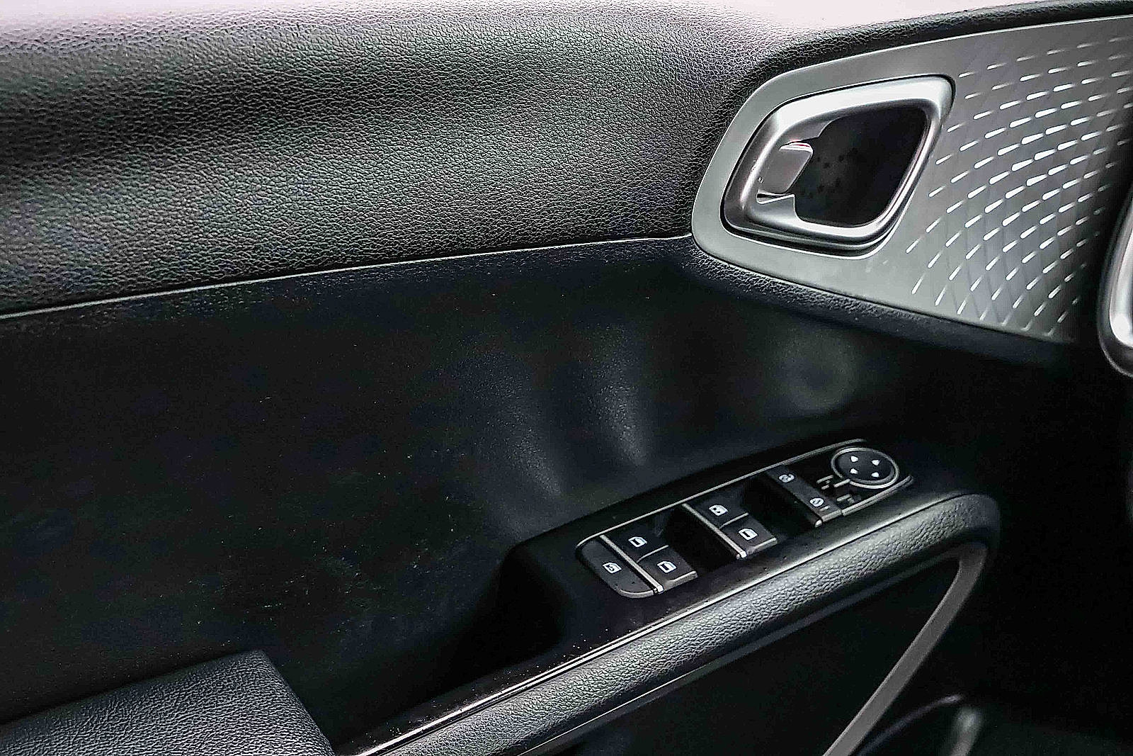 Certified 2022 Kia Soul LX w/ Technology Package image 15