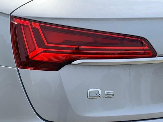 Used 2021 Audi Q5 2.0T Premium image 9