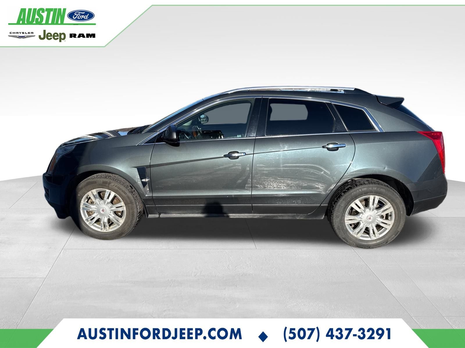 Used 2011 Cadillac SRX Luxury image 4