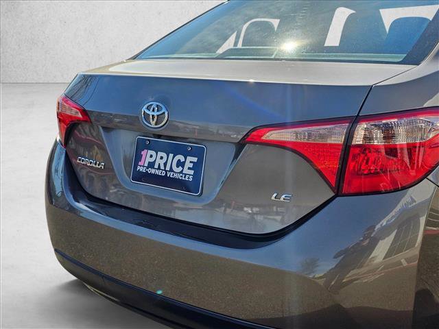 Used 2017 Toyota Corolla LE image 11