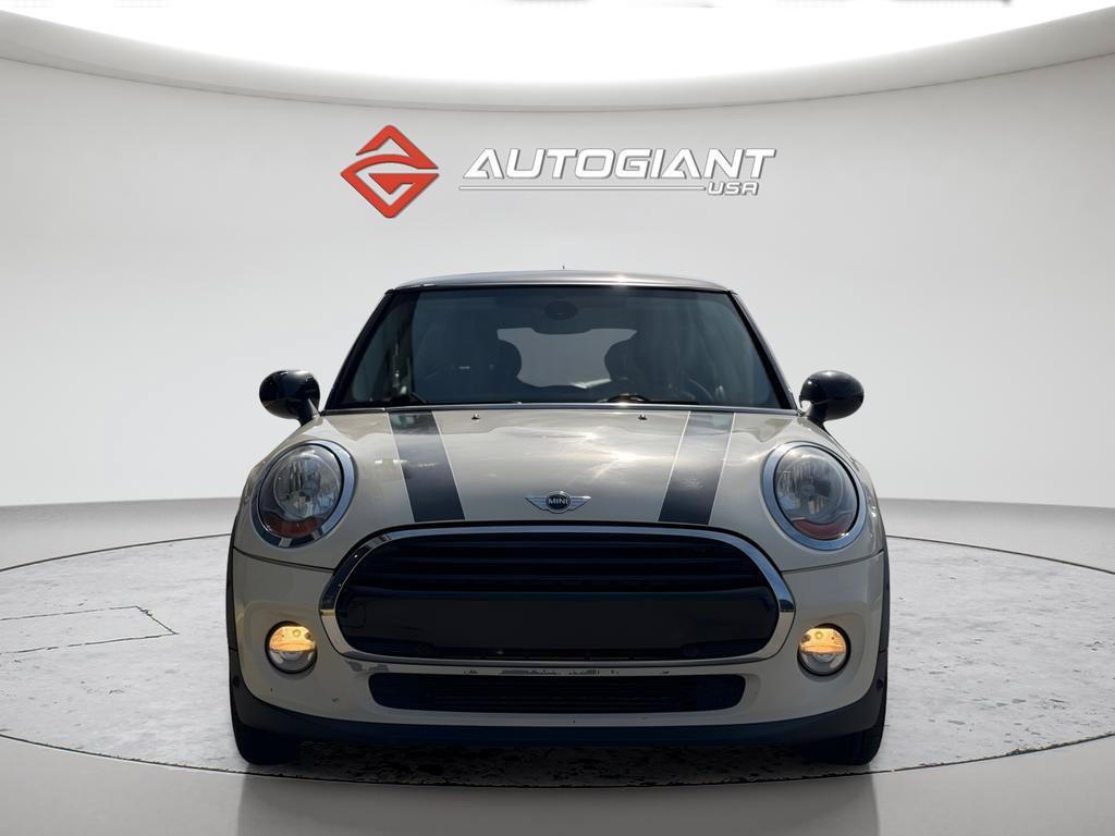 Used 2018 MINI Cooper 2-Door Hardtop FWD image 3