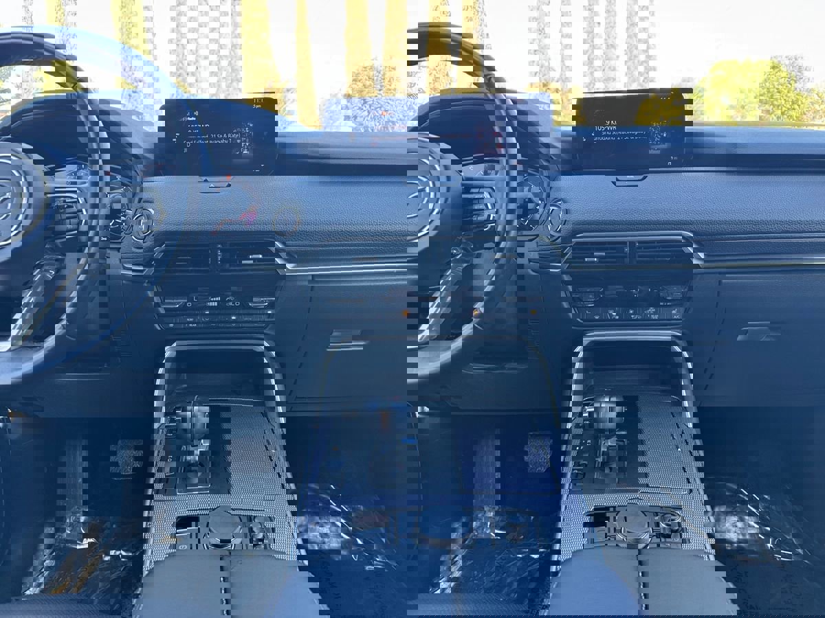 Used 2024 MAZDA CX-90 Plug-In Hybrid w/ Preferred image 16