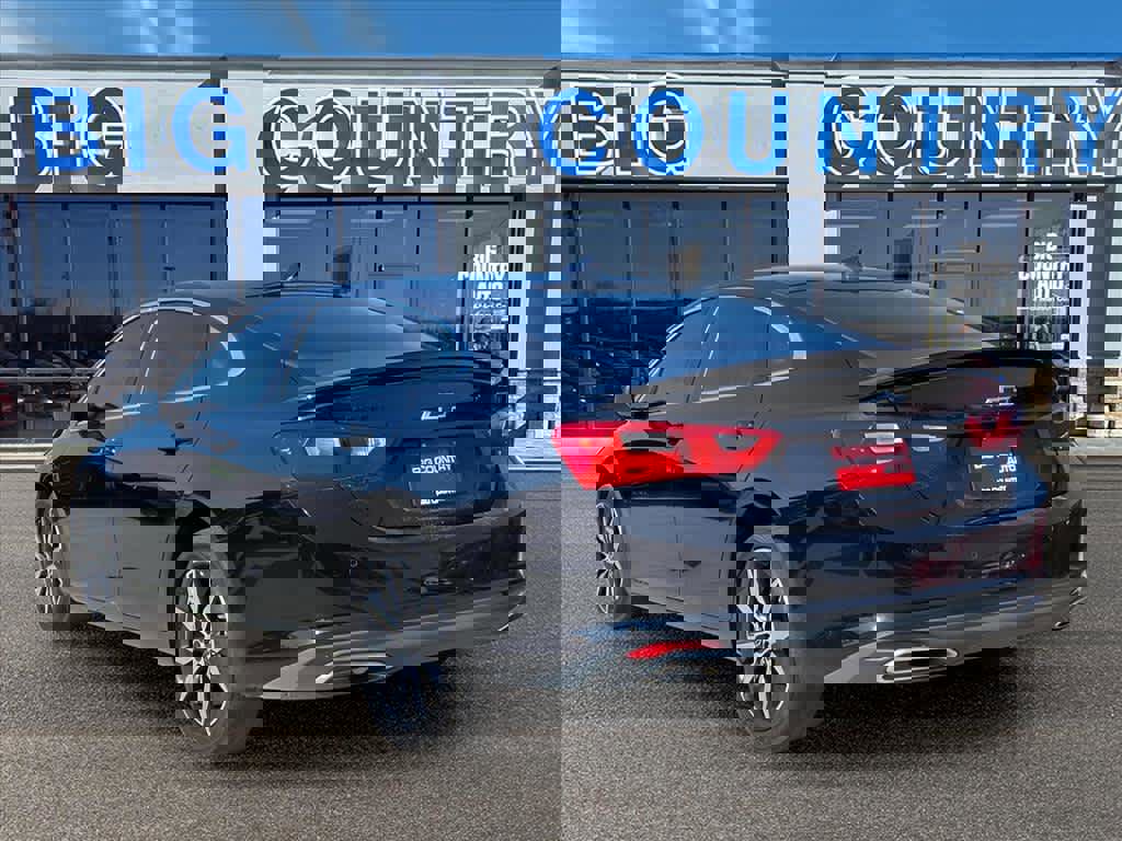 Used 2024 Chevrolet Malibu RS image 3