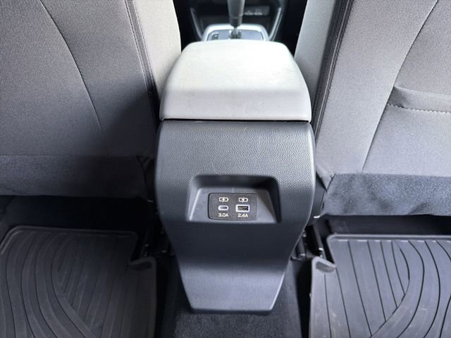 Used 2025 Subaru Crosstrek 2.0i Premium image 22