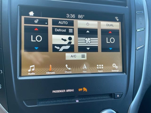 Used 2018 Lincoln MKC Reserve w/ Lincoln MKC Climate Package FWD image 32