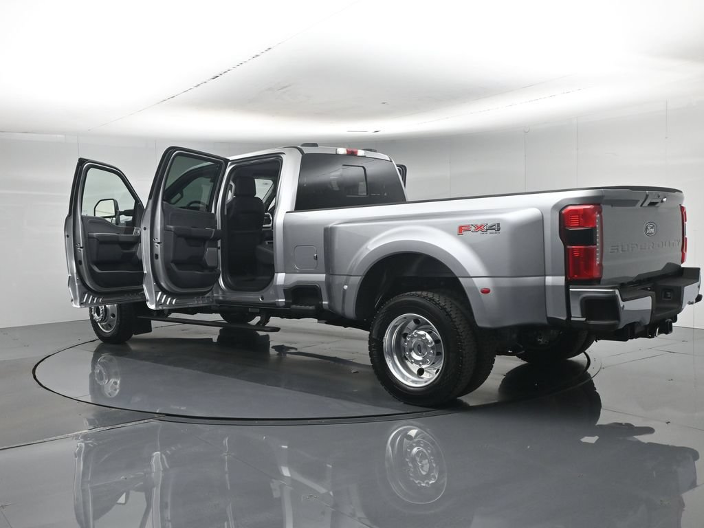 New 2027 Ford F450 Lariat w/ Lariat Ultimate Package AWD/4WD image 35