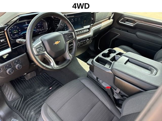 Used 2025 Chevrolet Silverado 2500 LT w/ Convenience Package AWD/4WD image 13
