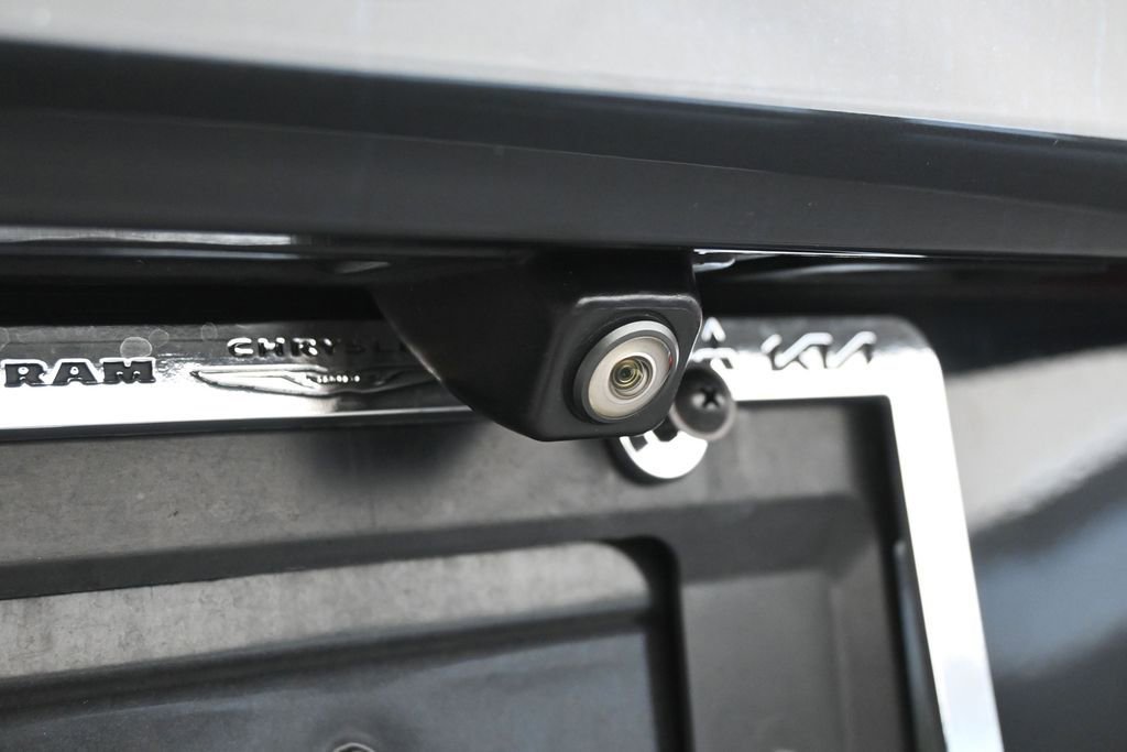 Used 2019 BMW 530i w/ Premium Package RWD image 47