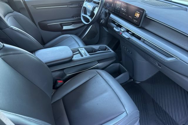 Certified 2024 Kia EV9 Light Long Range RWD image 21