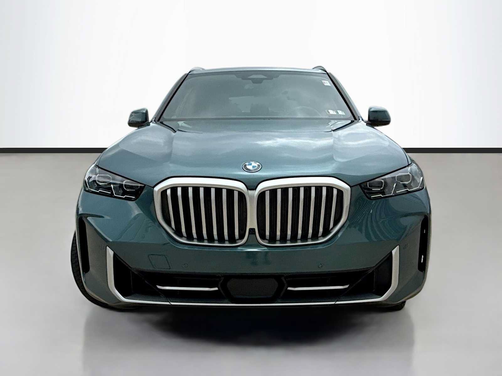 Used 2026 BMW X5 xDrive40i AWD/4WD image 2