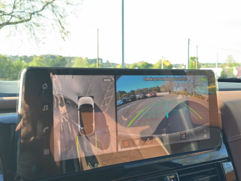 New 2026 Nissan Pathfinder Platinum image 25