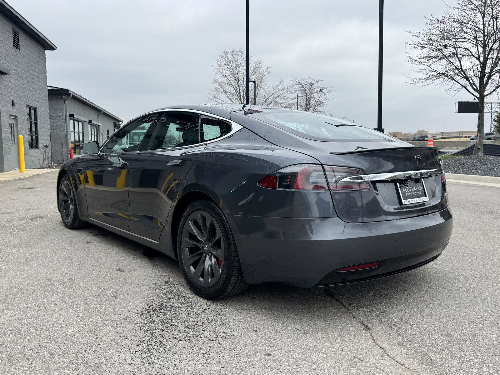 Used 2019 Tesla Model S Performance image 35