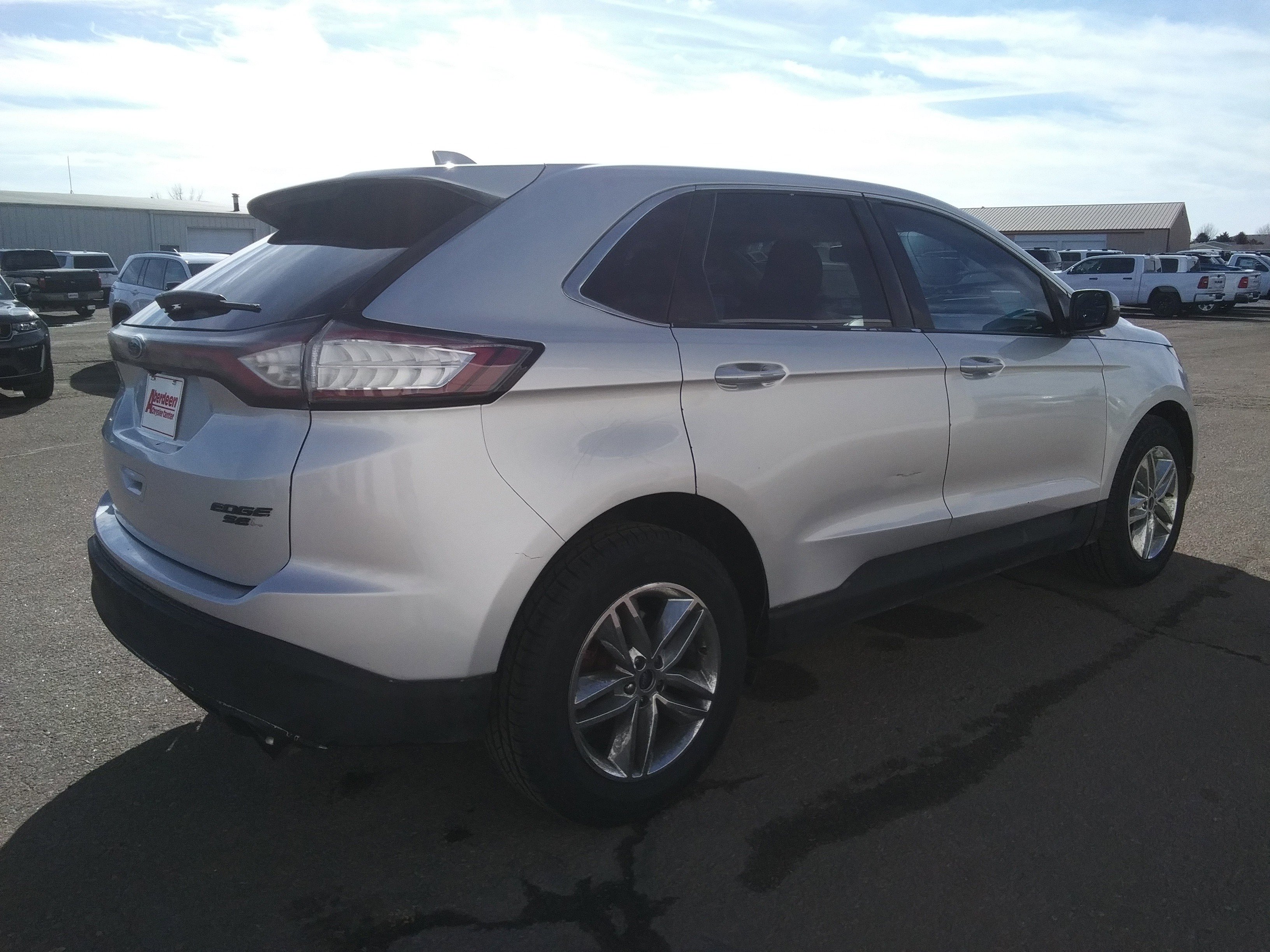 Used 2015 Ford Edge SEL FWD image 5