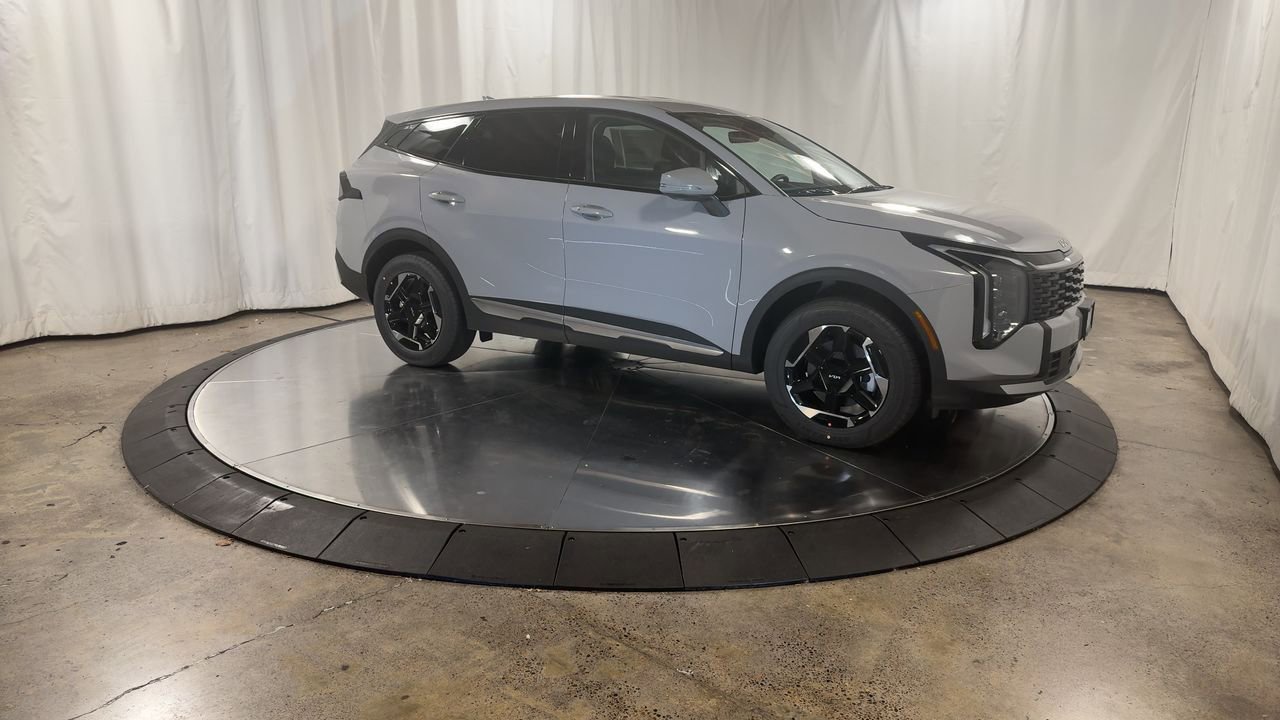 New 2026 Kia Sportage S image 3