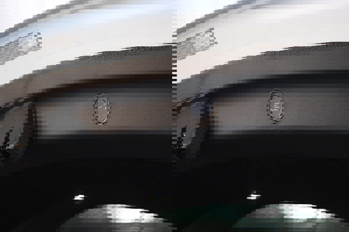 Used 2023 Tesla Model Y Long Range image 37