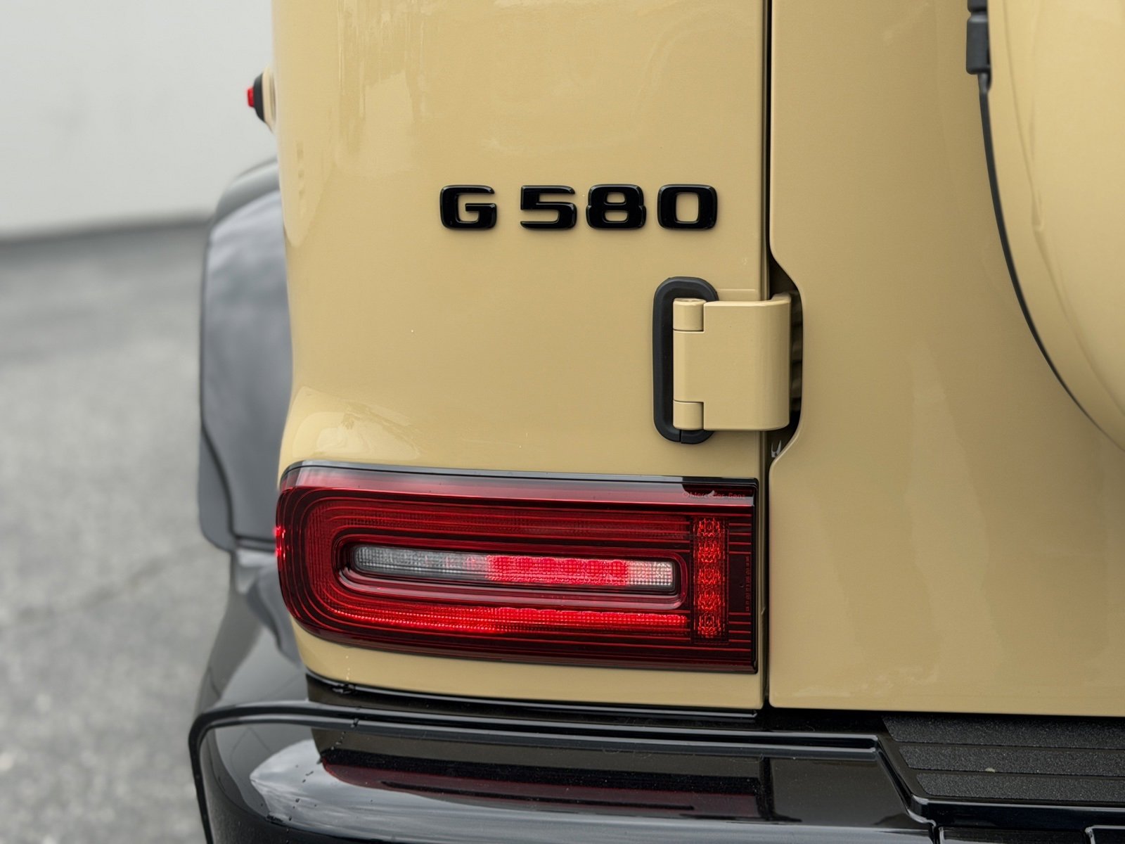 New 2026 Mercedes-Benz G 580 w/ EQ Technology image 12