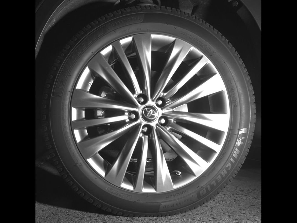 Used 2021 Toyota Highlander Platinum AWD/4WD image 39