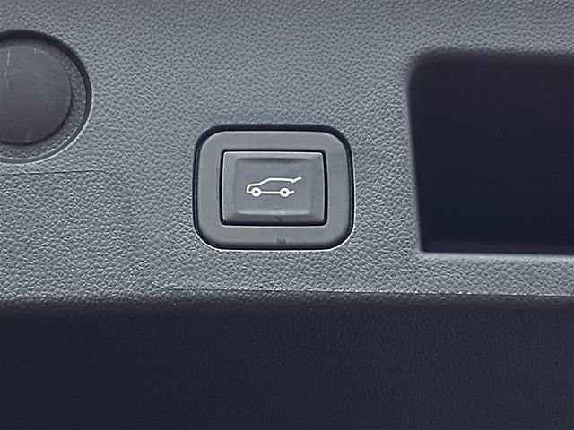 New 2026 Chevrolet Equinox LT w/ Convenience Package II FWD image 18
