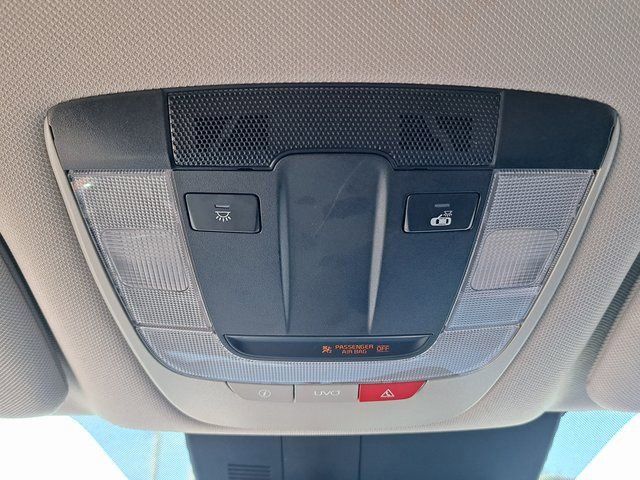 Used 2022 Kia Sorento S image 19