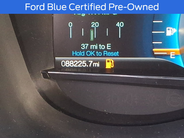 Used 2018 Ford Explorer XLT w/ Equipment Group 202A AWD/4WD image 25
