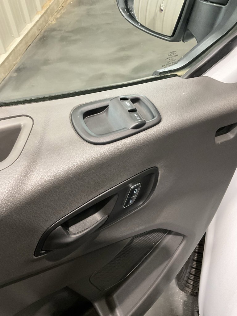 Used 2024 Ford Transit 250 148 Medium Roof w/ Load Area Protection Package image 7