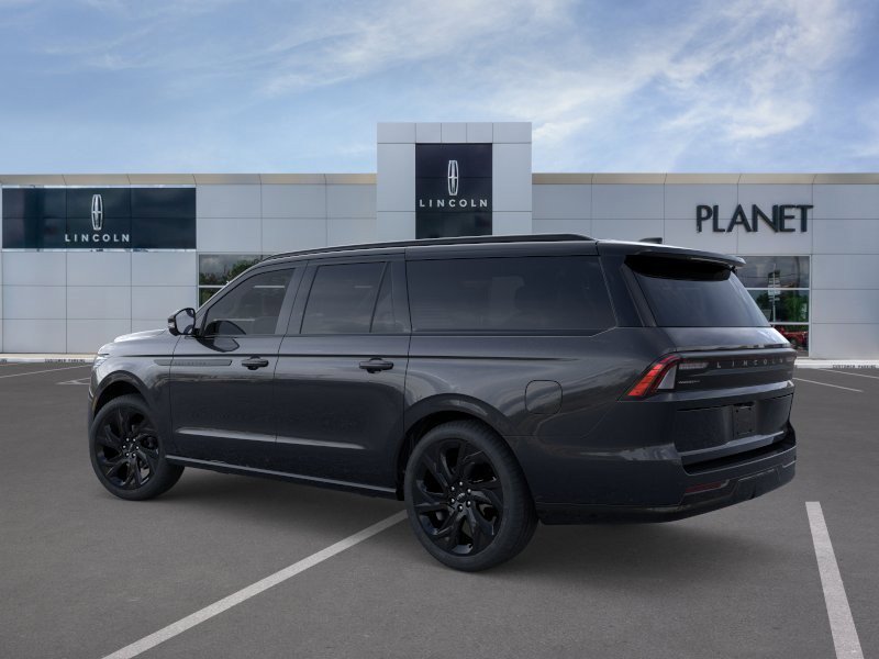 New 2026 Lincoln Navigator L Black Label AWD/4WD image 4