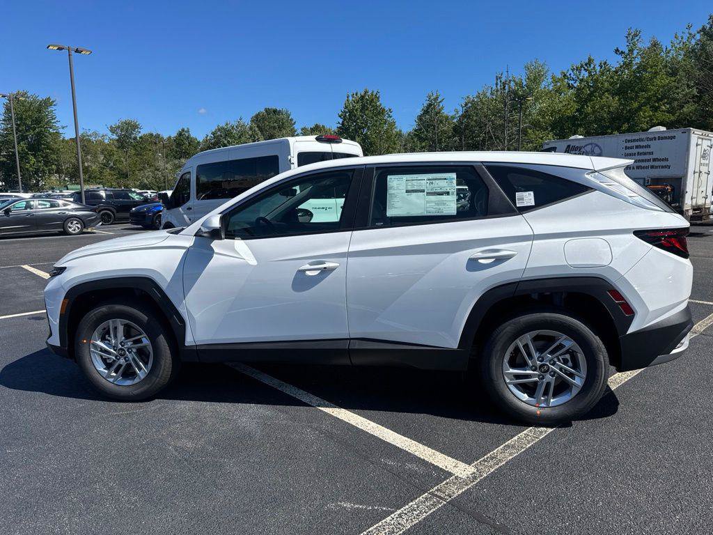 New 2026 Hyundai Tucson SE AWD/4WD image 3