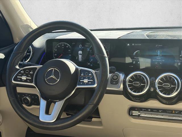 Used 2022 Mercedes-Benz GLB 250 image 22