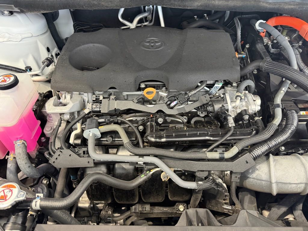 Certified 2023 Toyota Sienna XLE AWD/4WD image 36
