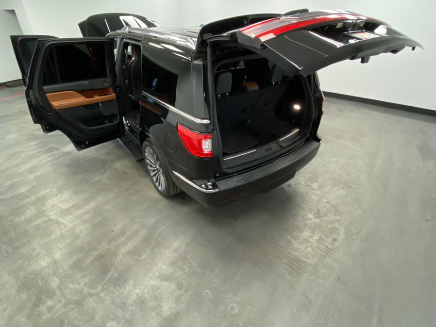 Used 2018 Lincoln Navigator Reserve AWD/4WD image 53