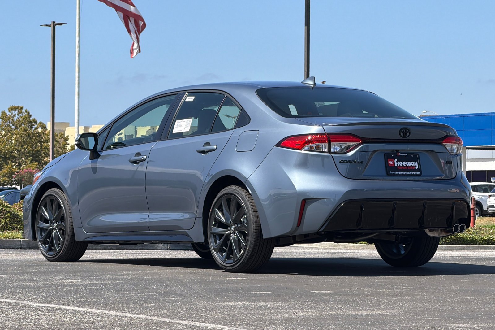 New 2027 Toyota Corolla SE FWD image 6