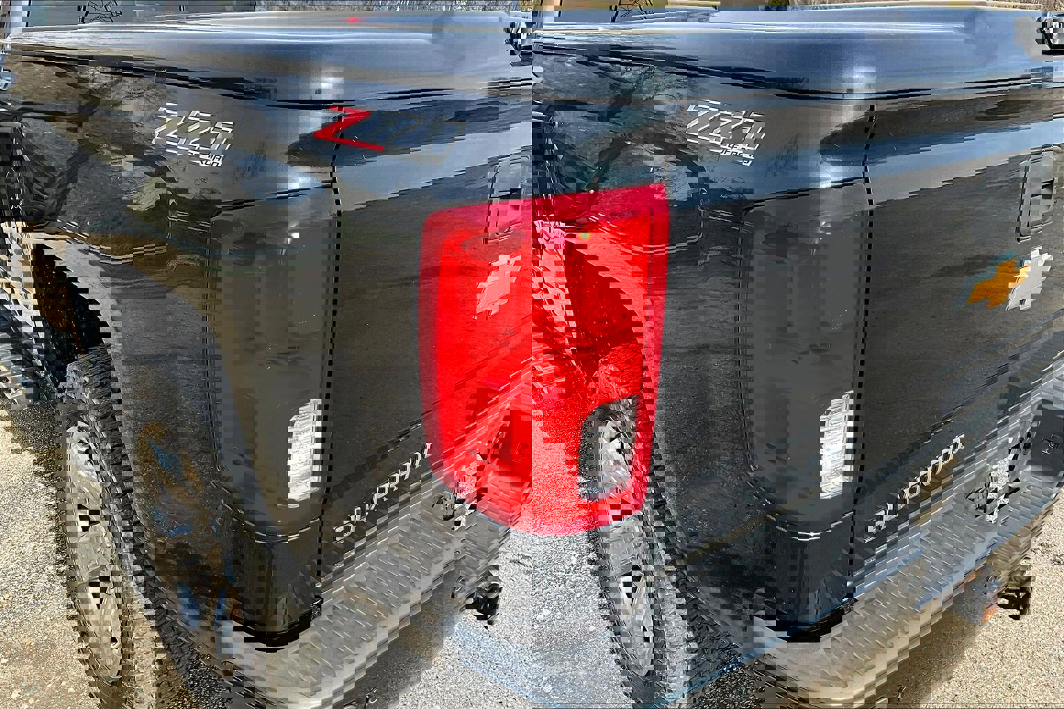 Used 2017 Chevrolet Silverado 1500 LTZ Z71 w/ LTZ Plus Package image 23