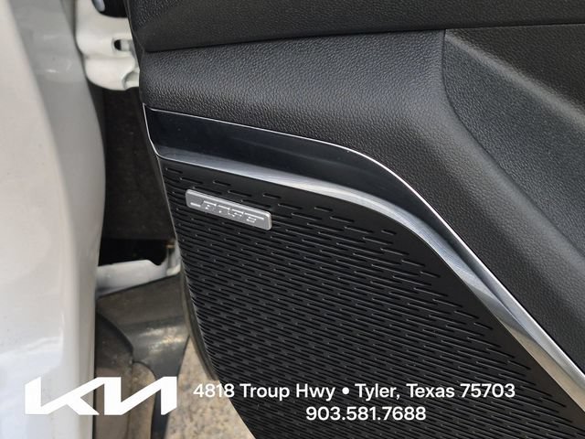 Used 2024 Chevrolet Traverse RS w/ LPO, Floor Liner Package AWD/4WD image 19