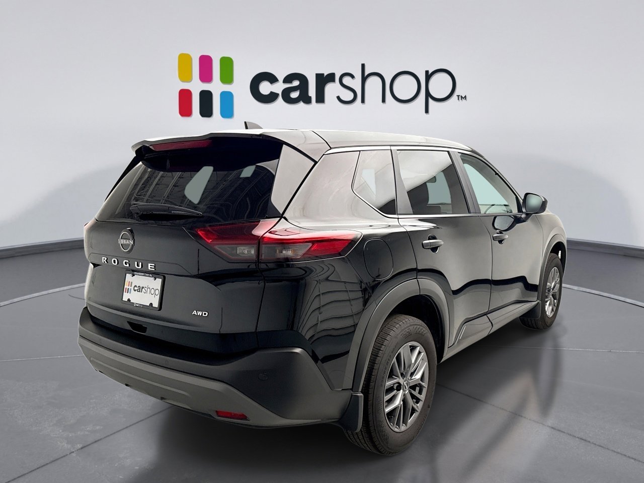 Used 2023 Nissan Rogue S AWD/4WD image 5