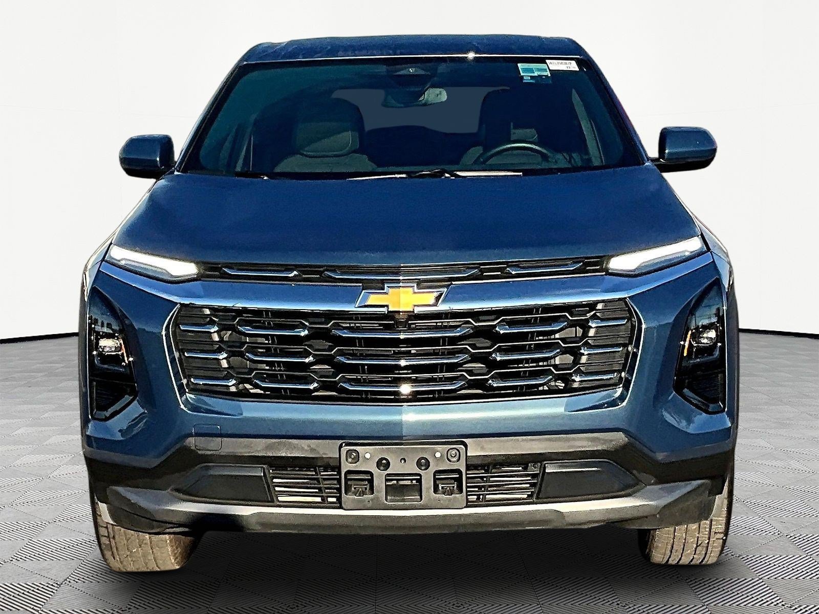 Used 2026 Chevrolet Equinox LT w/ LPO, Floor Liner Package FWD image 2