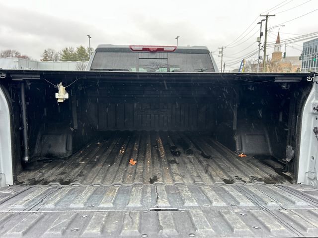 Used 2024 GMC Sierra 1500 AT4 w/ Technology Package image 29