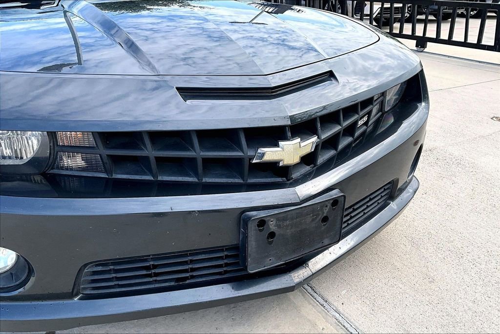 Used 2013 Chevrolet Camaro SS RWD image 34