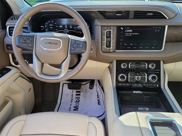 Used 2023 GMC Yukon Denali image 8