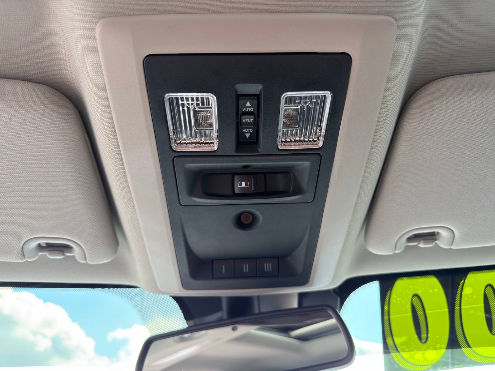 Used 2014 RAM 1500 Laramie w/ Convenience Group image 27