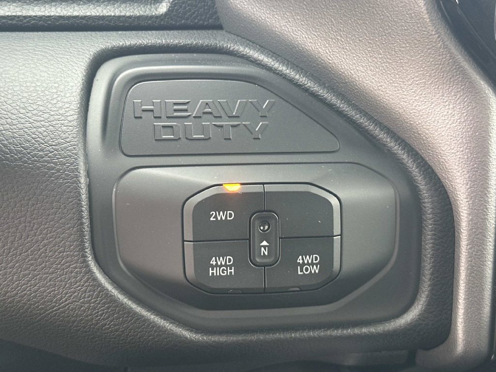 New 2026 RAM 3500 Big Horn AWD/4WD image 22