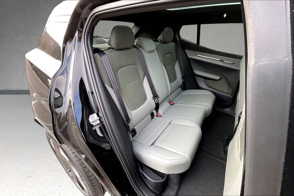 New 2026 Volvo EX30 Plus w/ Climate Package AWD/4WD image 10