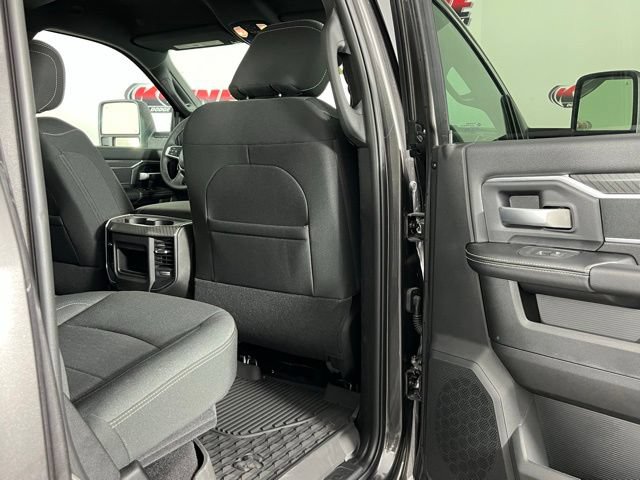 New 2026 RAM 2500 Big Horn AWD/4WD image 27