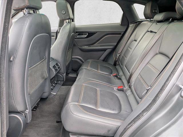Used 2019 Jaguar F-PACE Prestige AWD/4WD image 21